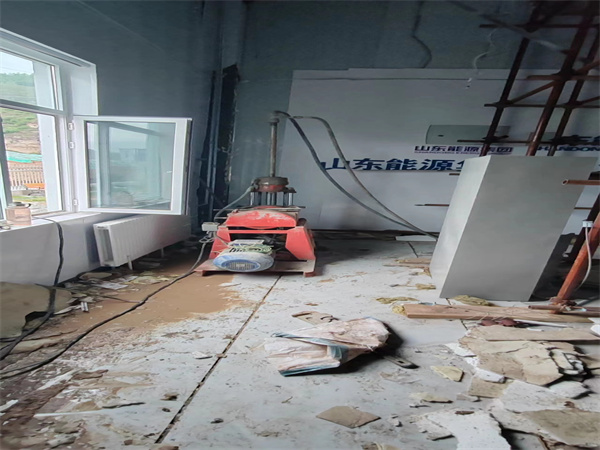 永济地基基础下沉墙体裂缝加固注浆顶升施工