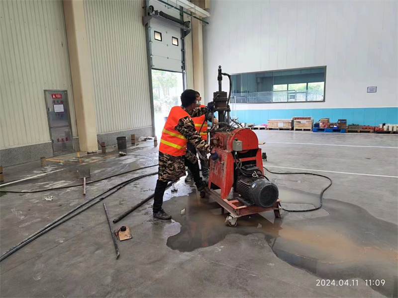 永济厂房地面下沉塌陷注浆加固施工